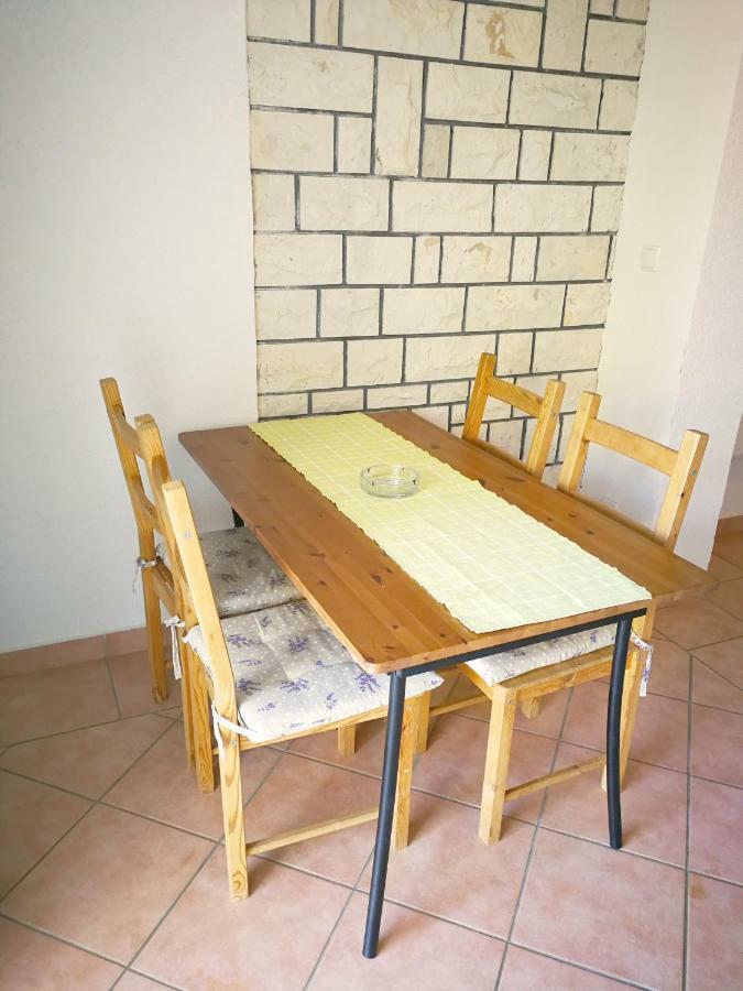Family Friendly Apartments Island Rab Kampor 外观 照片