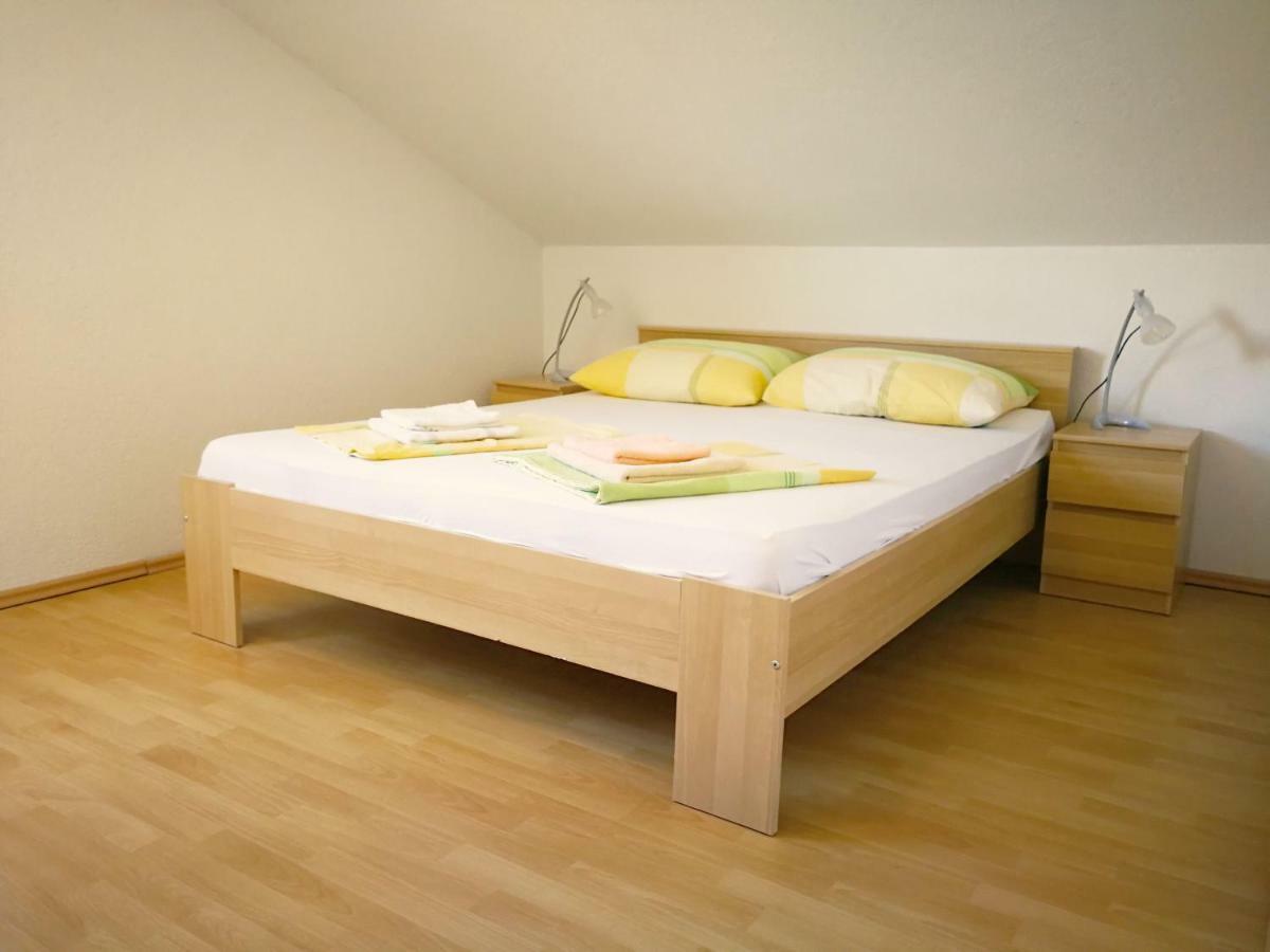Family Friendly Apartments Island Rab Kampor 外观 照片